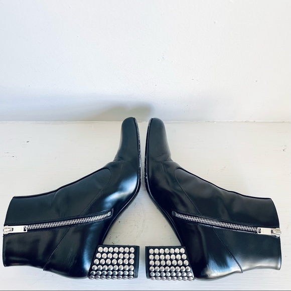 Saint Laurent Stud-Heel Leather Ankle Boot In Black Size 38 - Picture 7 of 16